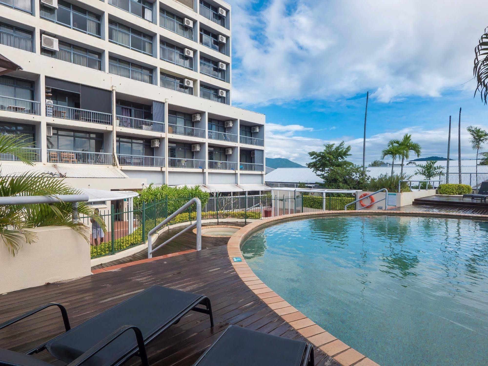 Sunshine Tower Hotel Cairns Luaran gambar